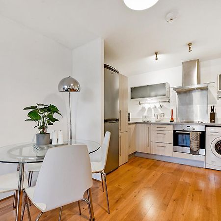 The Vizion Serviced Apartments From Pincott Properties - Free Parking, Private Balcony, And Wifi Milton Keynes Dış mekan fotoğraf