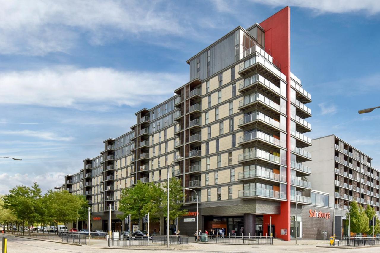 The Vizion Serviced Apartments From Pincott Properties - Free Parking, Private Balcony, And Wifi Milton Keynes Dış mekan fotoğraf