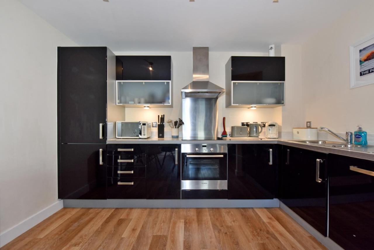 The Vizion Serviced Apartments From Pincott Properties - Free Parking, Private Balcony, And Wifi Milton Keynes Dış mekan fotoğraf