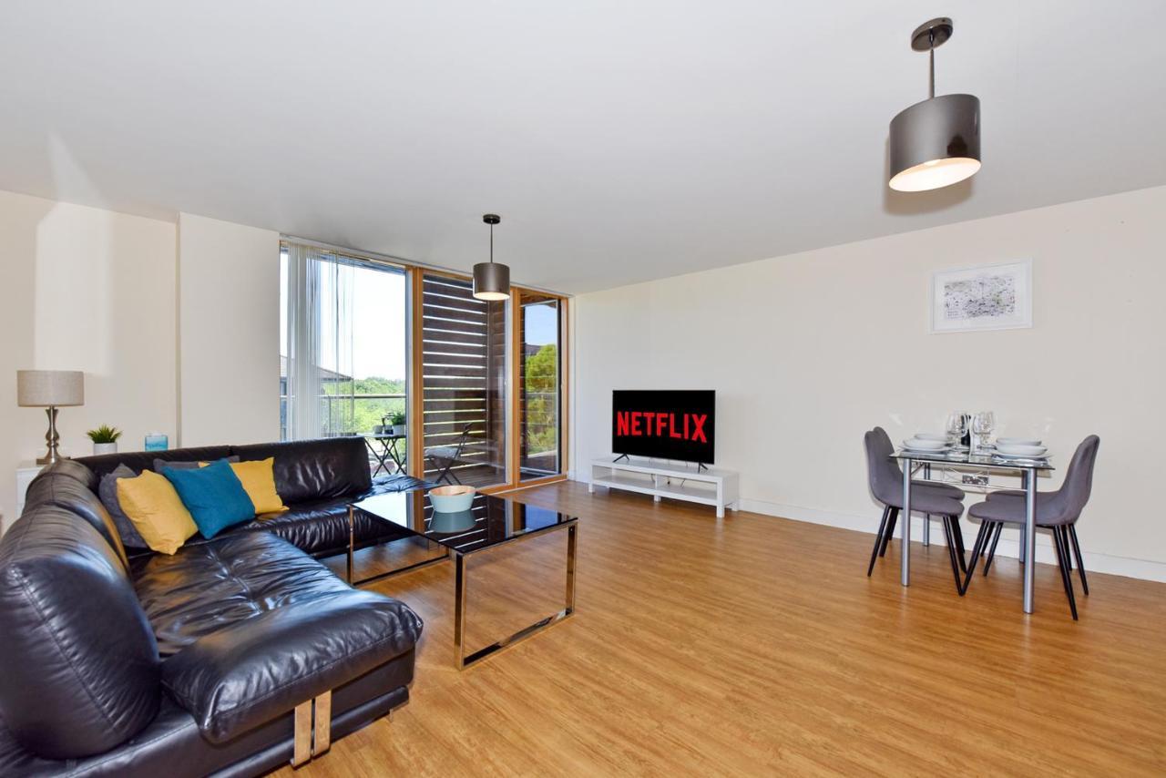 The Vizion Serviced Apartments From Pincott Properties - Free Parking, Private Balcony, And Wifi Milton Keynes Dış mekan fotoğraf