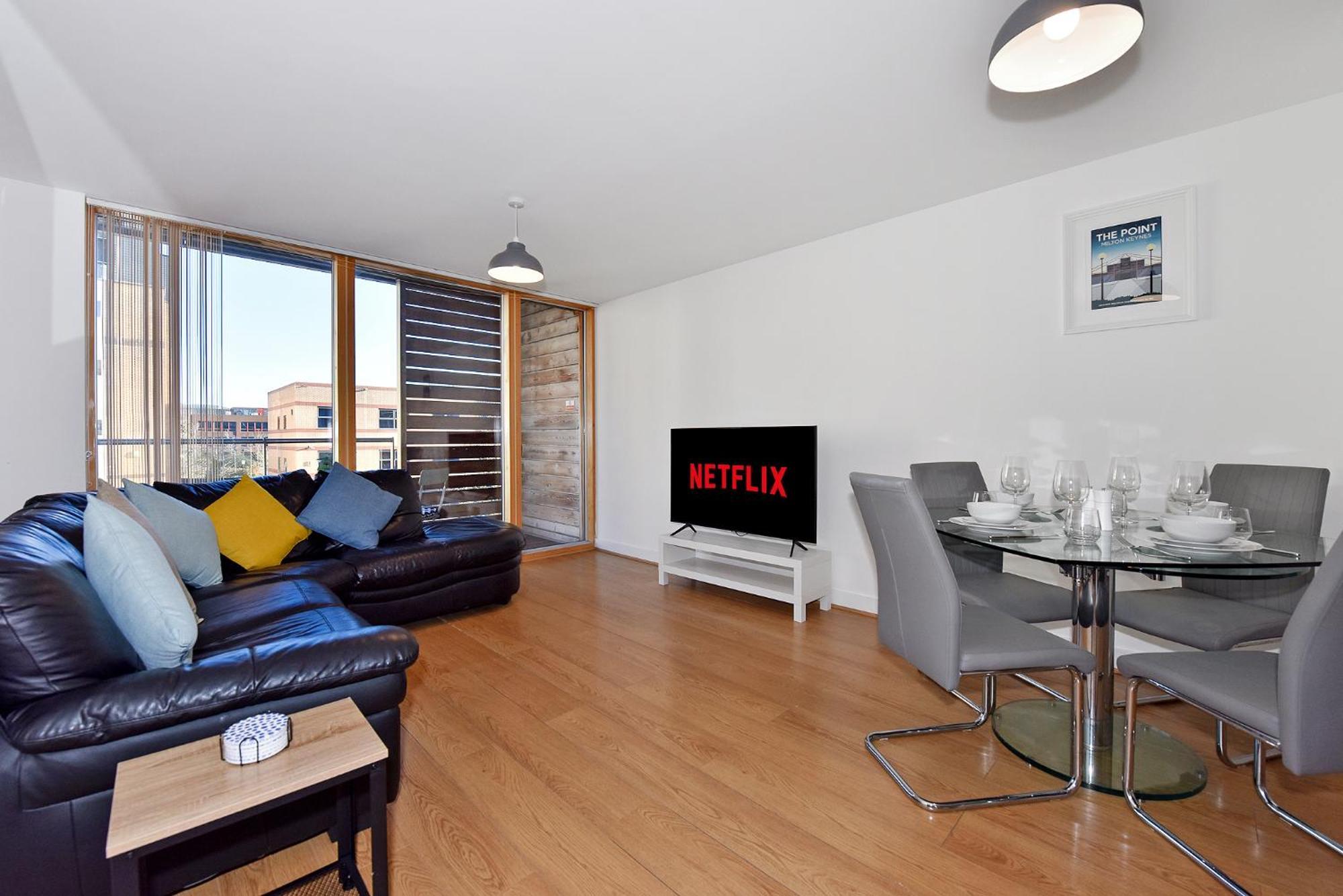 The Vizion Serviced Apartments From Pincott Properties - Free Parking, Private Balcony, And Wifi Milton Keynes Dış mekan fotoğraf